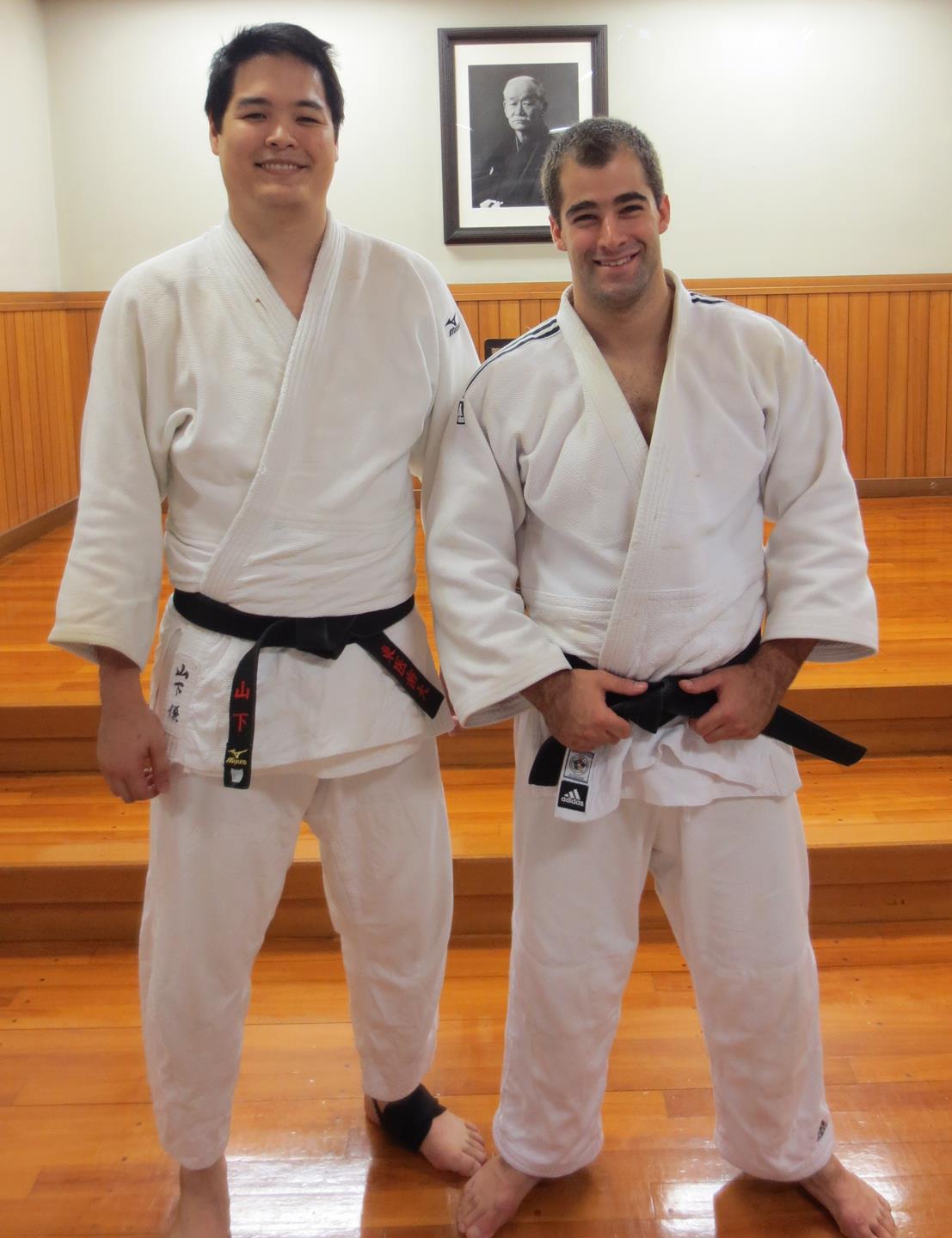 l) Yu Yamashita du Kodokan et Samuel Brochu